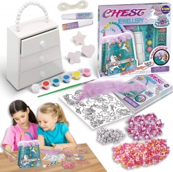 Creatie van houten sieradendoosje