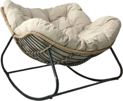 Moderne Scandinavische beige schommelstoel Cocoon