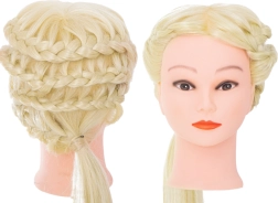 Kappers trainingshoofd met blond haar