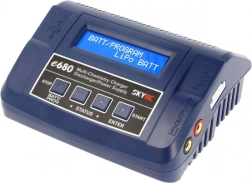 SkyRC e680-oplader