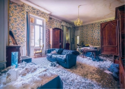 Puzzel Ravensburger Verloren Plaatsen: magische kamer – 1000 stukjes