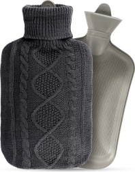 Warmwaterkruik met gebreide grijze hoes 2 l