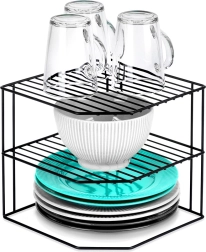 Zwart metalen hoekrek voor de keuken, met drie niveaus