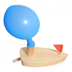 Houten bootje met ballonvoortstuwing
