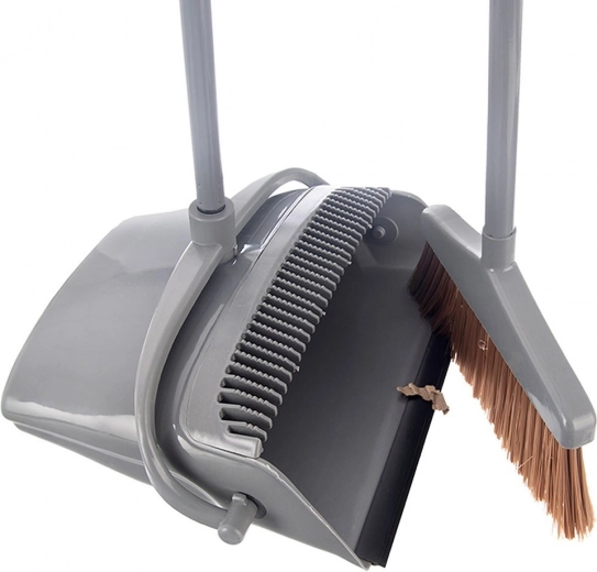 Geïntegreerde kam voor schone borstelharen