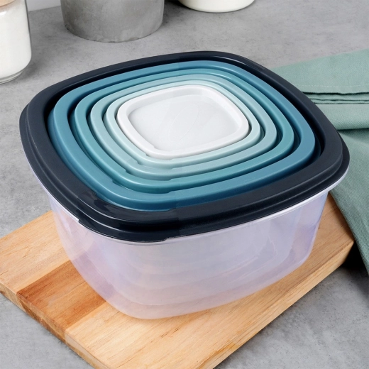 Ruimtebesparend in elkaar schuiven en stapelen