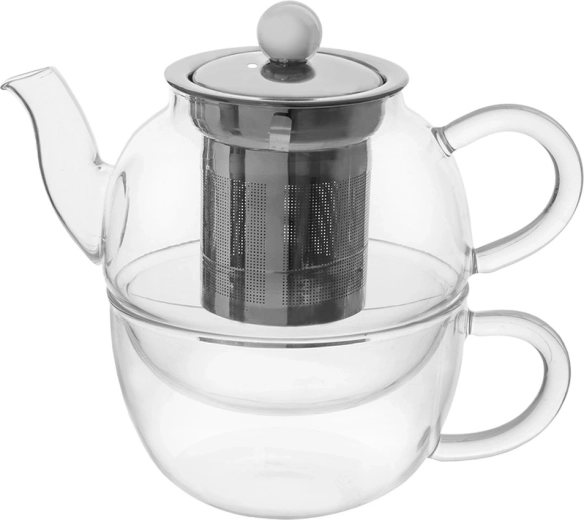 Compact 2-in-1: theepot met beker die in elkaar passen