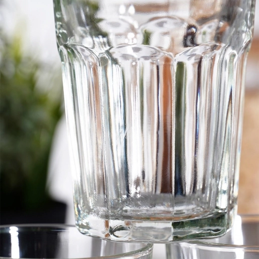 Bestendig dik glas voor dagelijks gebruik