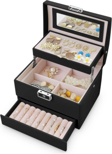 Elegant design met praktisch spiegeltje