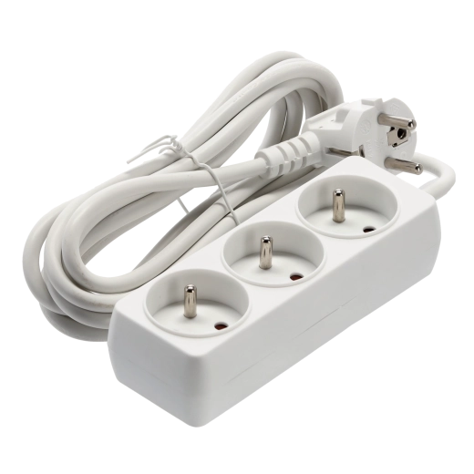 Drie geaarde stopcontacten