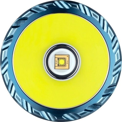 Indrukwekkende reikwijdte van 730 m en 134.000 cd