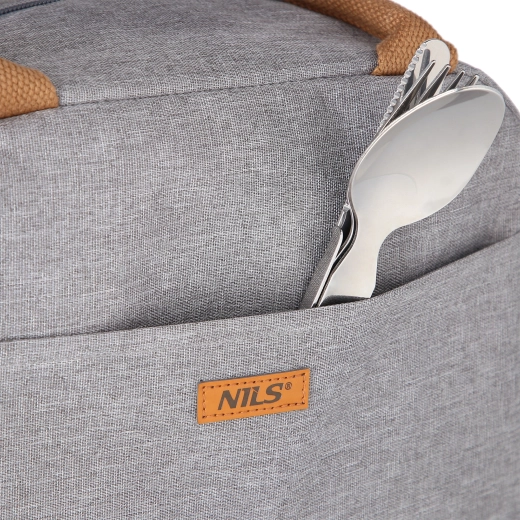 Praktisch voorvak en stevige handgrepen