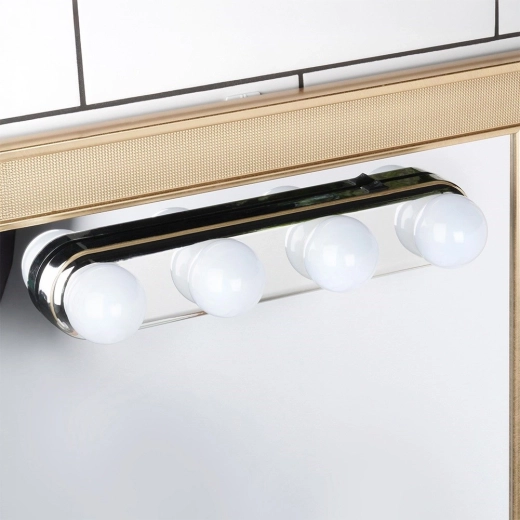 Egaal licht voor precieze make-up