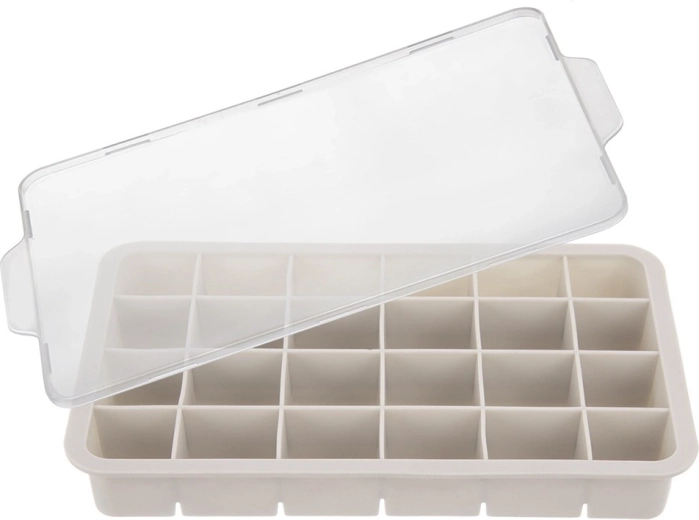 Tot 24 gelijkmatige ijsblokjes