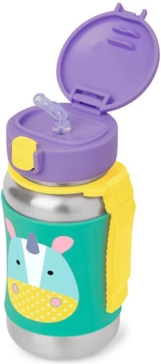 Rietje beschermd door een dop