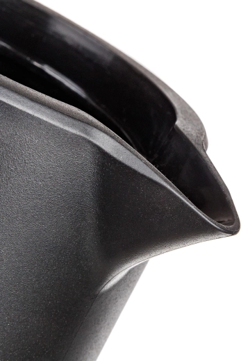 Schoon en precies schenken