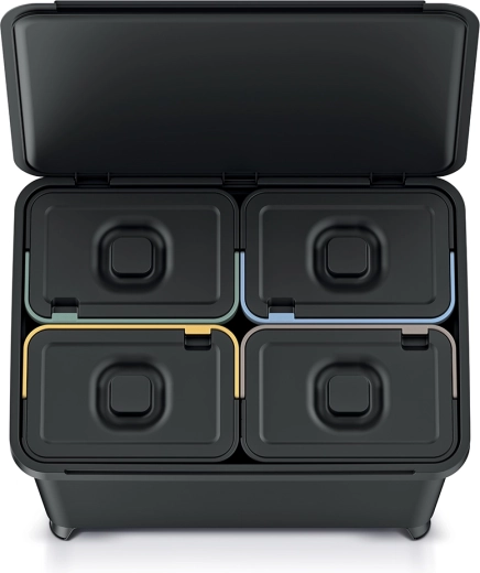 Vier uitneembare bakken met kleurmarkering