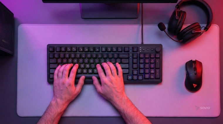 Stille membraanschakelaars en duurzame ABS-toetsen