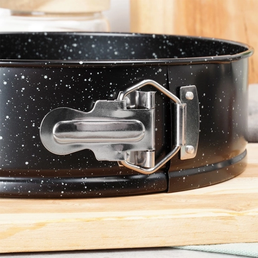 Springrand met vergrendelsluiting