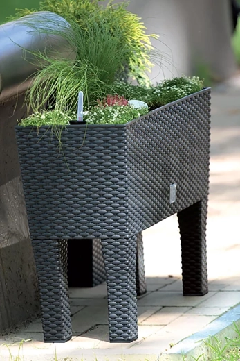 Verhoogde constructie voor comfortabel tuinieren