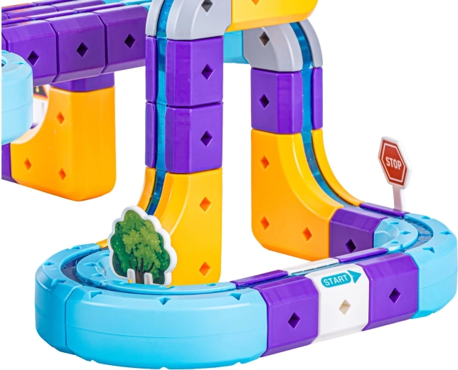Trein met accu en USB-opladen + accessoires om te spelen