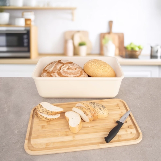 Gesloten broodtrommel voor dagelijkse opslag van brood