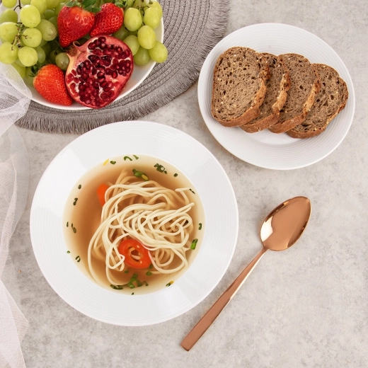 Diepe vorm voor soep en pasta