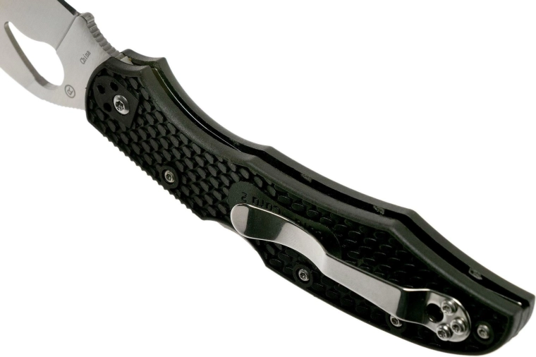 Lichte, zekere FRN-handgreep en pocketclip