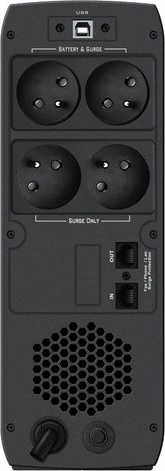 Praktische aansluitingen: 4× stopcontact en 2× USB-opladen