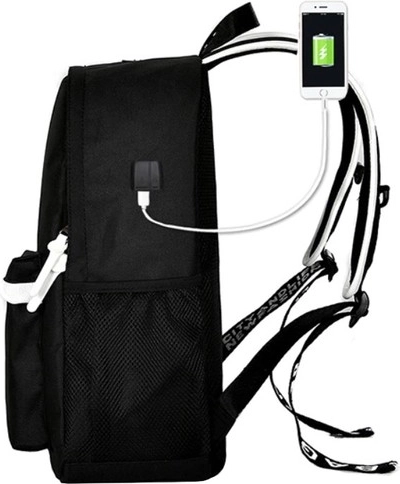 USB-opladen en uitgang voor hoofdtelefoon