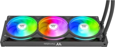 Drie 120 mm ARGB-ventilatoren op een 360 mm radiator