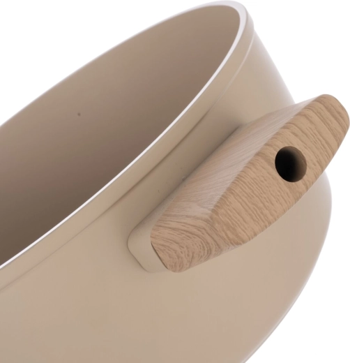 Comfortabele zijgrepen met houtdecor