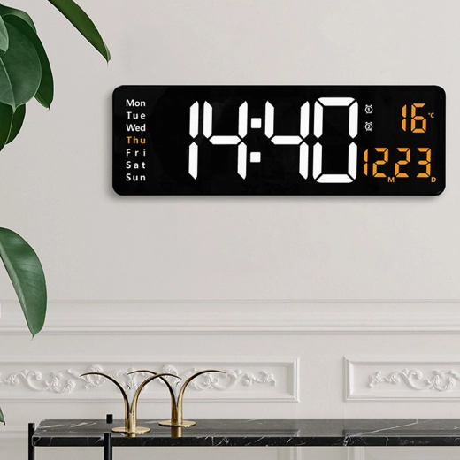 Tijd, datum en temperatuur – overzichtelijk op één display