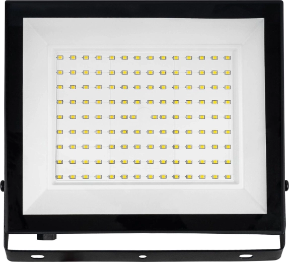 Brede en gelijkmatige dekking 120°