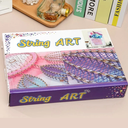 Creatieve set String Art met LED-verlichting 21 × 30 cm – egel in bloemen
