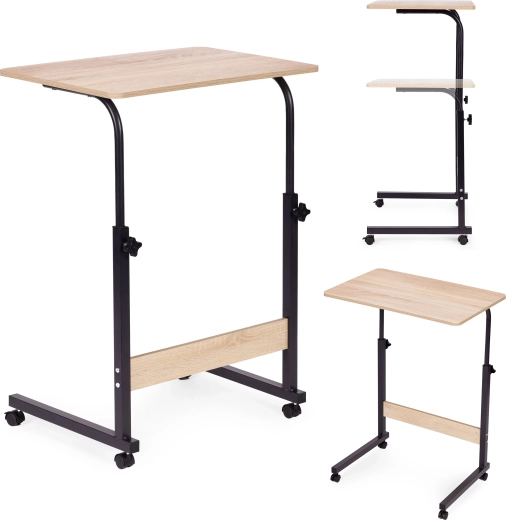 Mobiele laptoptafel naast fauteuil in licht eiken decor ModernHome