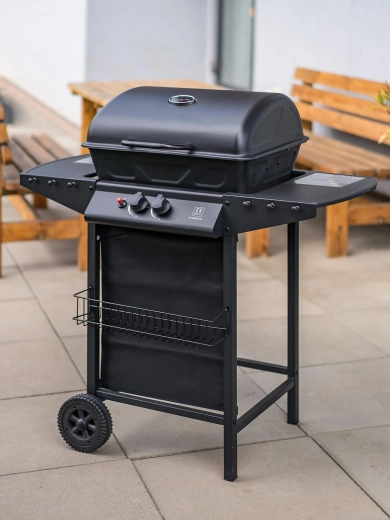 Gelijkmatig grillen onder een deksel met thermometer