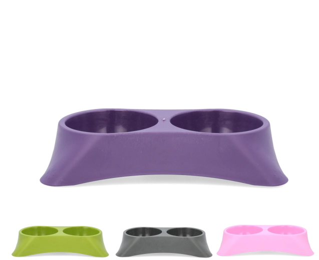 Twee bakken in één voor voer en water