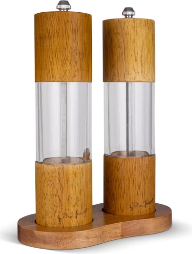 Twee molens met standaard