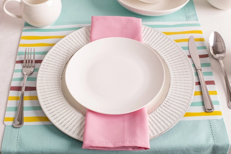 Crèmekleur voor elegant serveren