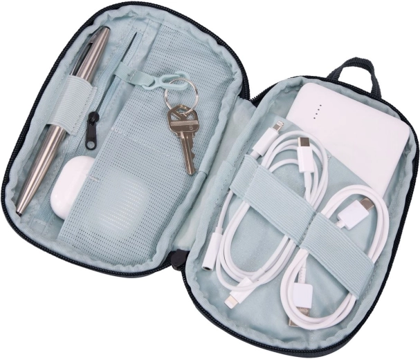 Overzichtelijke organisatie van kabels en accessoires
