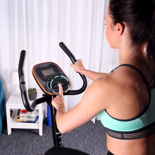 Overzichtelijke LCD-computer en hartslagmeting