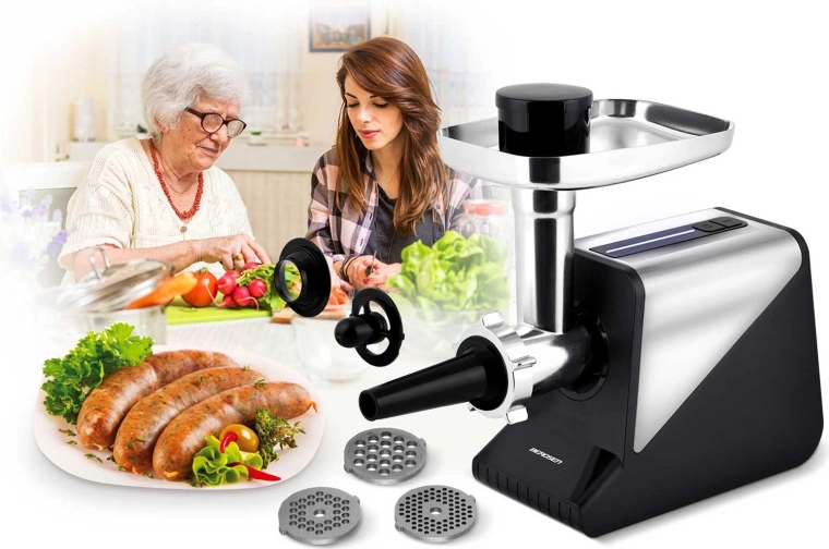 Eenvoudig huisgemaakte worsten en kebbe