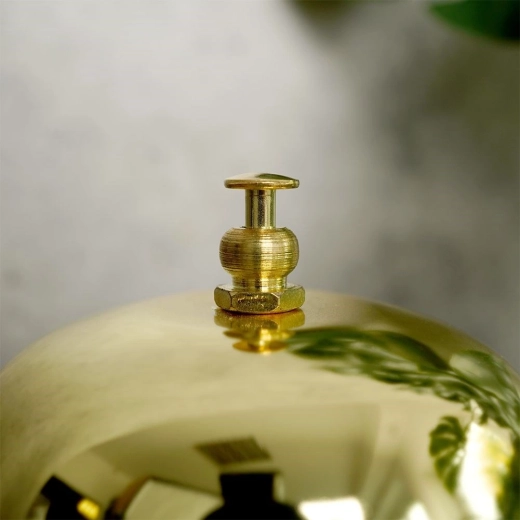 Duurzame metalen constructie zonder veren