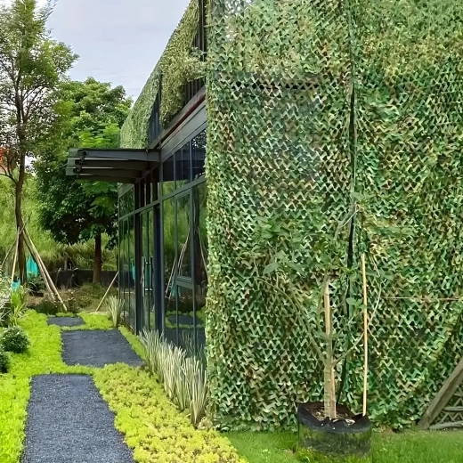 Schaduw en privacy op balkon of terras
