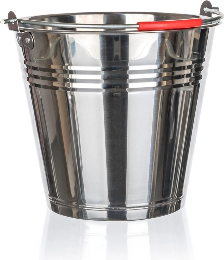 Praktische vorm en brede opening