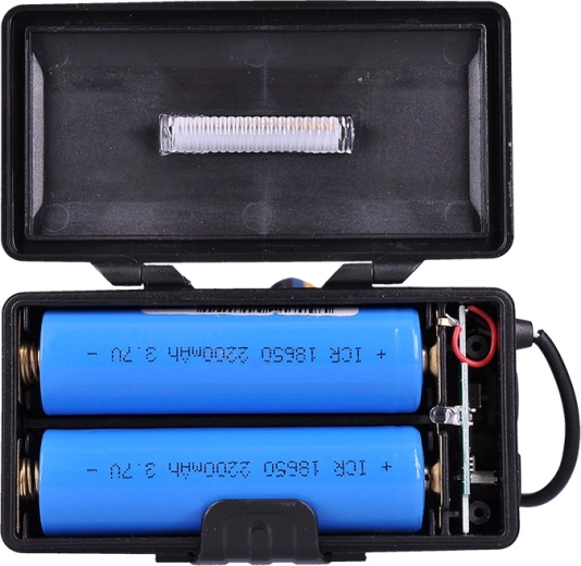 Gebruiksduur tot 16 uur en voeding met 2× 18650 Li-ionbatterijen