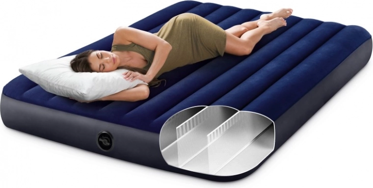 Ruim tweepersoonsbed