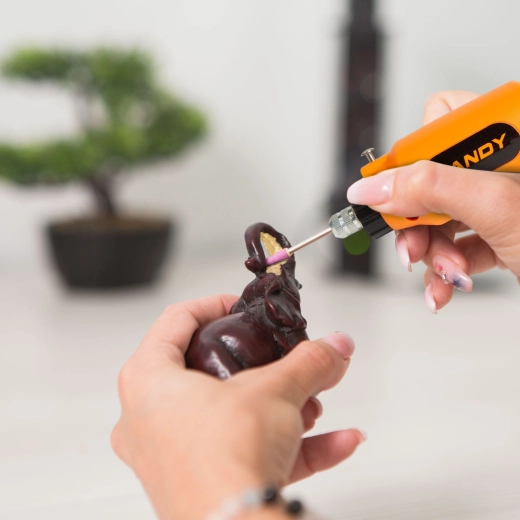 Elektrische mini-boormachine, slijper en polijstmachine Handy Drill met set van 78 onderdelen