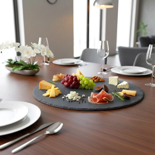 Stijlvolle presentatie op natuurlijke leisteen